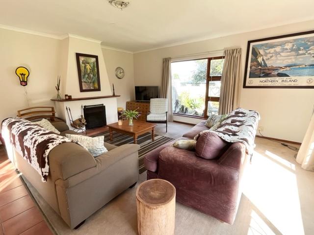 To Let 3 Bedroom Property for Rent in Bergvliet Western Cape